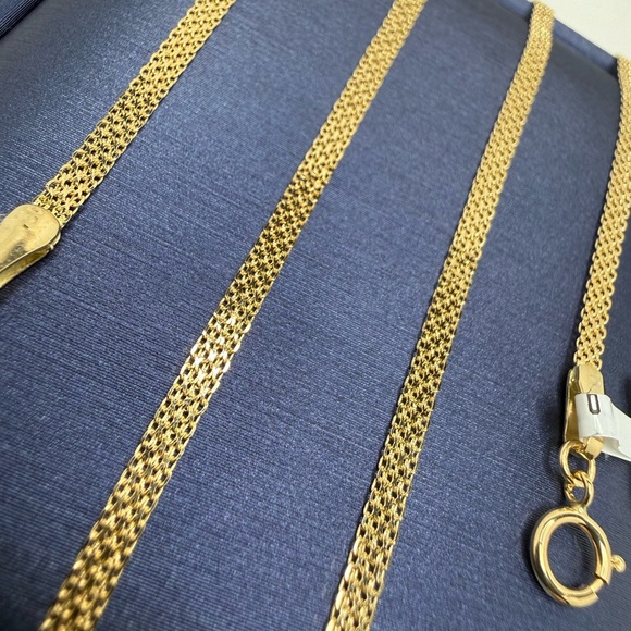 18K Geuine Yellow Gold Bismark Chain Necklace - Picture 5 of 17